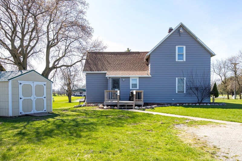 N3295 Weyers Rd, Kaukauna, WI 54130