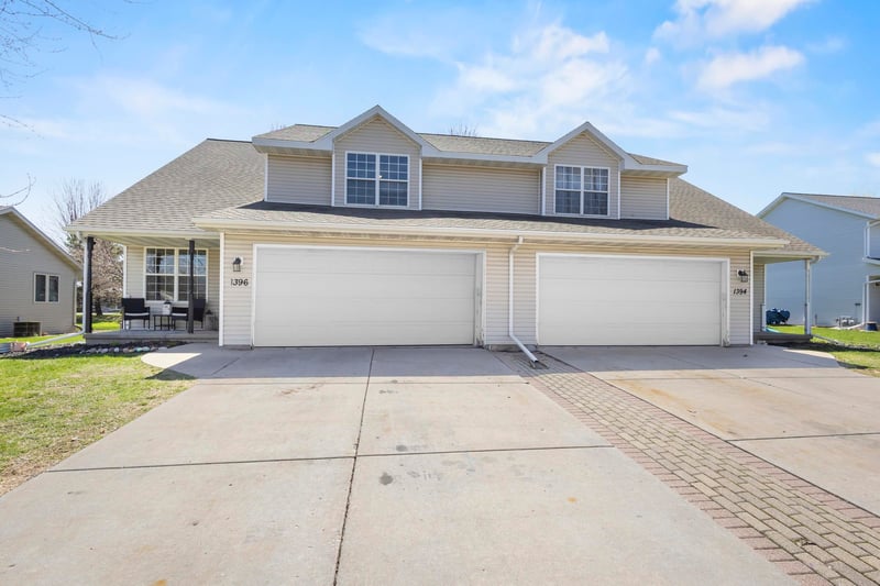 1394 O Keefe Rd, De Pere, WI 54115