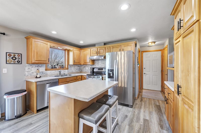 2159 Verlin Rd, Green Bay, WI 54311