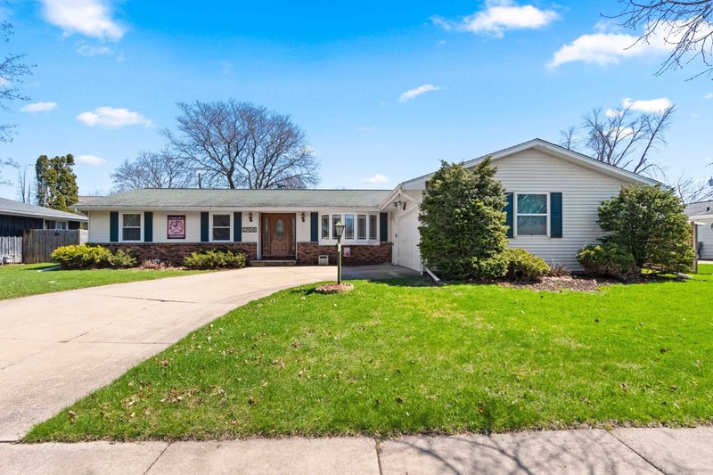 1708 Birchwood Ave, Appleton, WI 54914