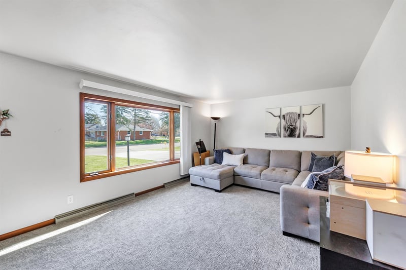 1809 Lenwood Ave, Green Bay, WI 54303