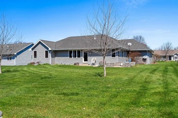 2190 Daly Dr, Green Bay, WI 54311-4411