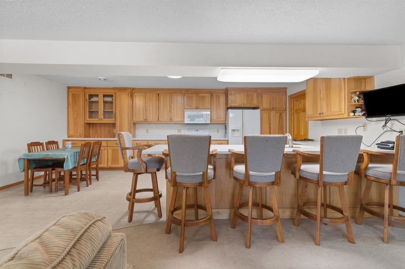 10 Kurt Ave, Appleton, WI 54913