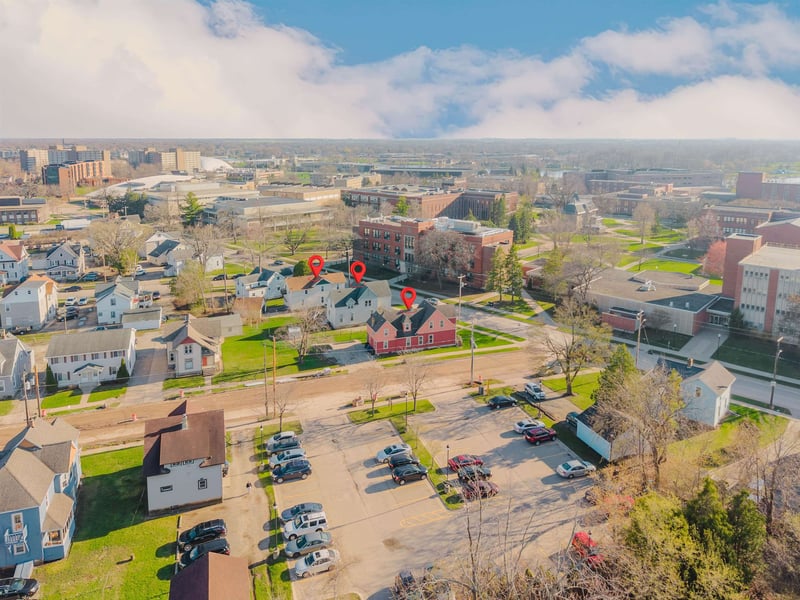 846 Elmwood Ave, Oshkosh, WI 54901-3535