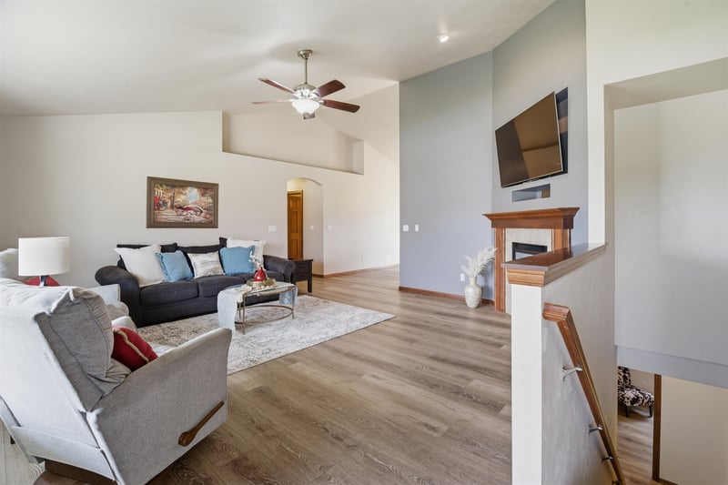 N2369 Holy Hill Dr, Greenville, WI 54942
