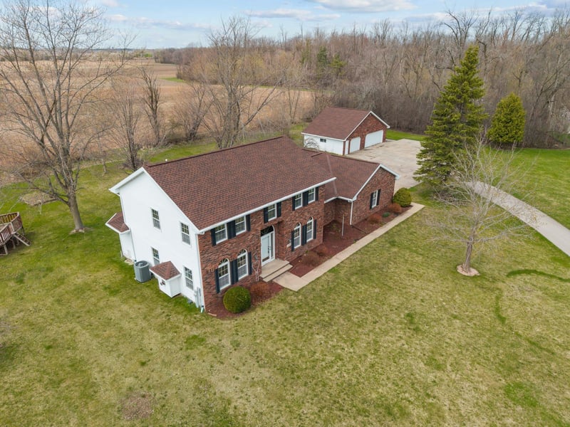 W7378 Trillium Ct, Greenville, WI 54942