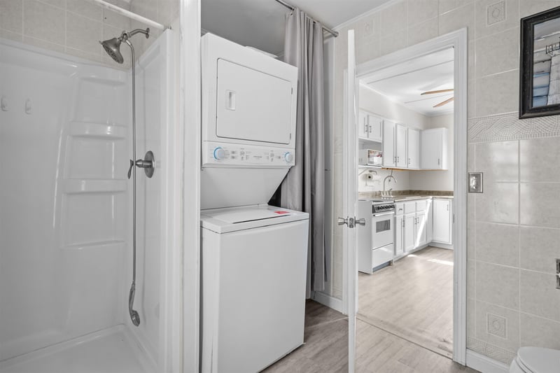 120 Allen Ave, Oshkosh, WI 54901-1952