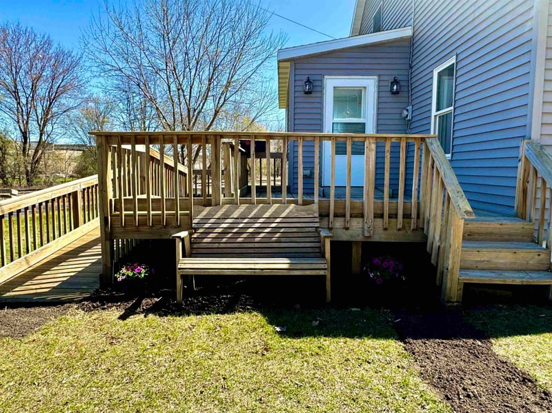 930 Randall St, Shawano, WI 54166-9999