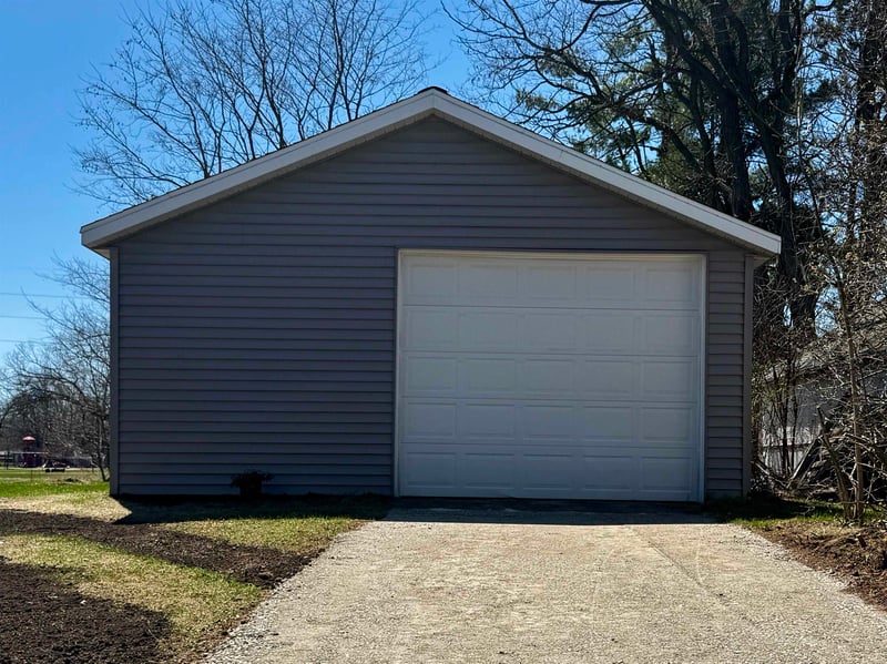 930 Randall St, Shawano, WI 54166-9999