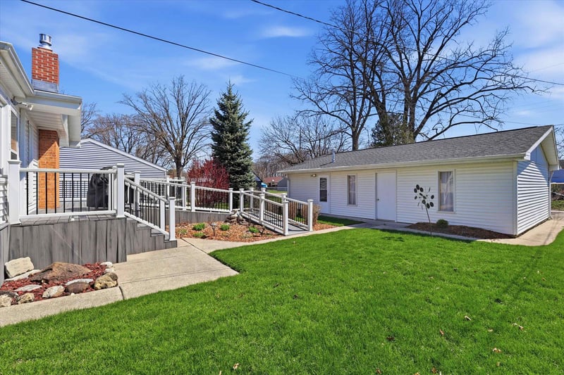 914 Neville Ave, Green Bay, WI 54303-4016