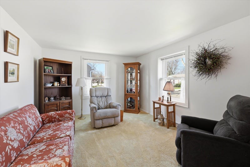 914 Neville Ave, Green Bay, WI 54303-4016