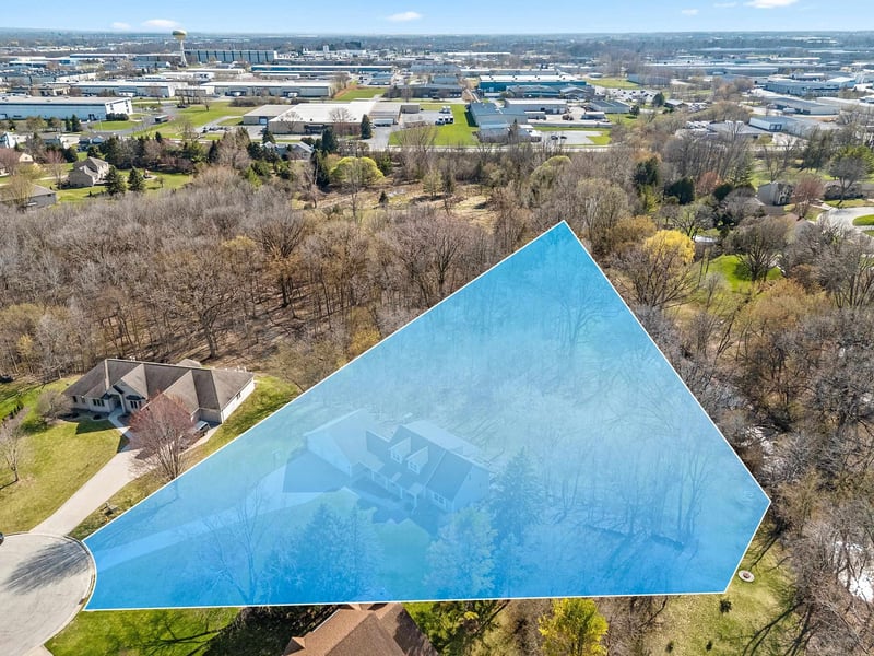 1171 Thunderbyrd Ct, Green Bay, WI 54313