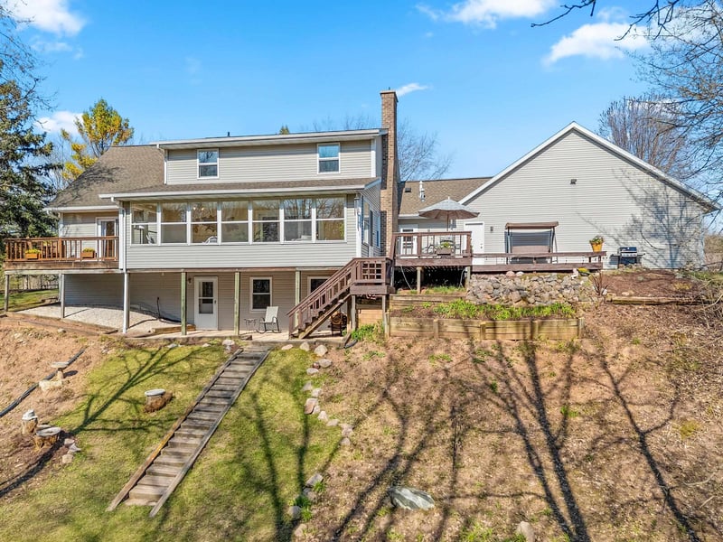 1171 Thunderbyrd Ct, Green Bay, WI 54313