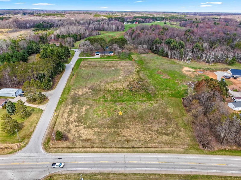 School Ln #1, Green Bay, WI 54313