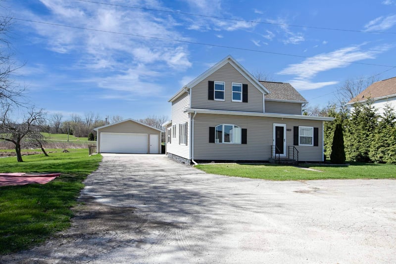 N590 Railroad St, Sherwood, WI 54169