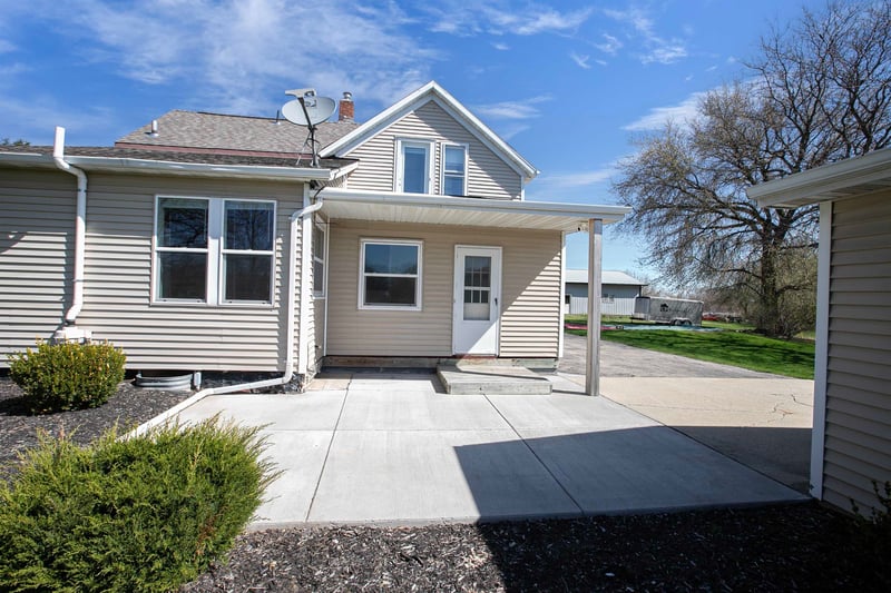 N590 Railroad St, Sherwood, WI 54169