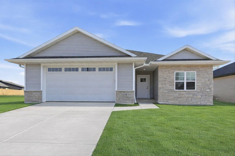 1272 Autumn Field Ln, De Pere, WI 54115