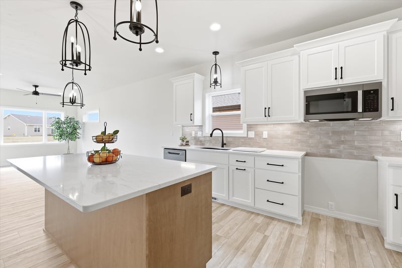 1272 Autumn Field Ln, De Pere, WI 54115