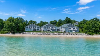 2614 Lake St, Algoma, WI 54201