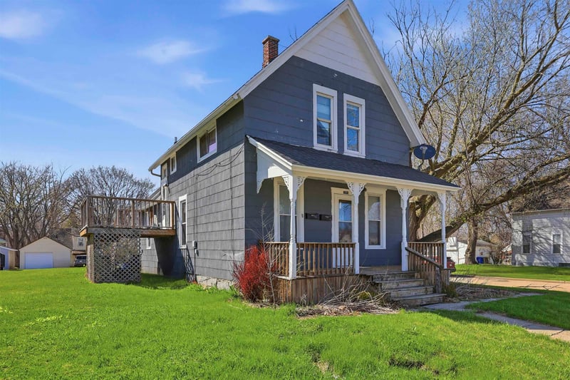 1201 Crooks Ave, Kaukauna, WI 54130-1084