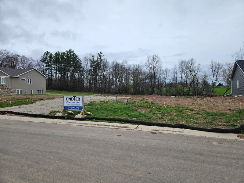 Otis Dr #60, Greenville, WI 54942