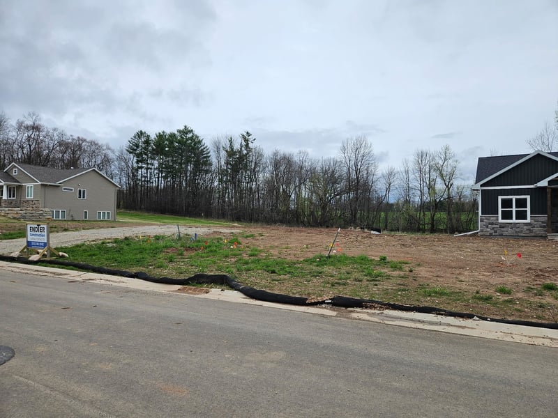 Otis Dr #60, Greenville, WI 54942