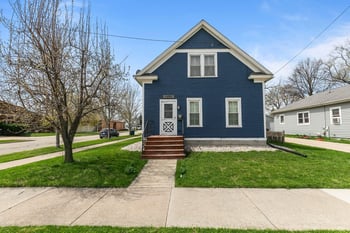1401 Walnut St, Oshkosh, WI 54901