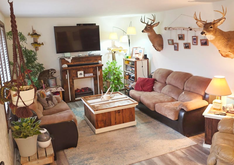 1225 Delray Dr, Green Bay, WI 54304-1446