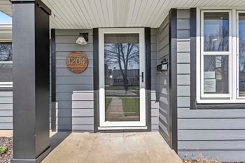 1204 Thorndale St, Green Bay, WI 54304
