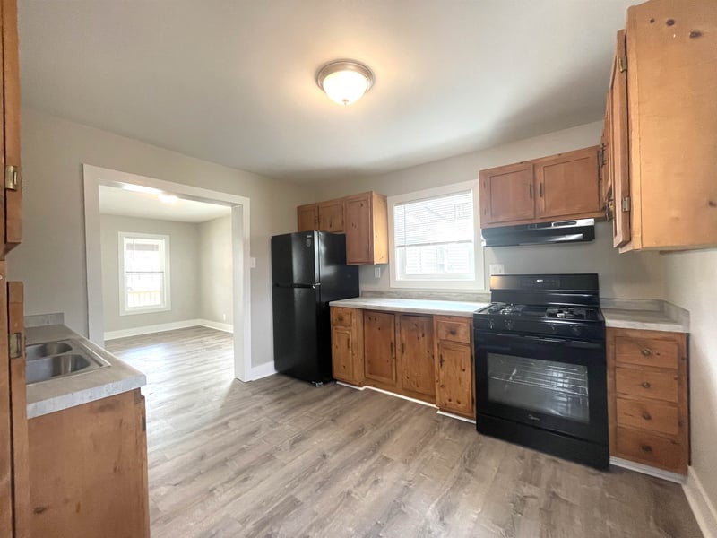 619 Grand St, Oshkosh, WI 54901