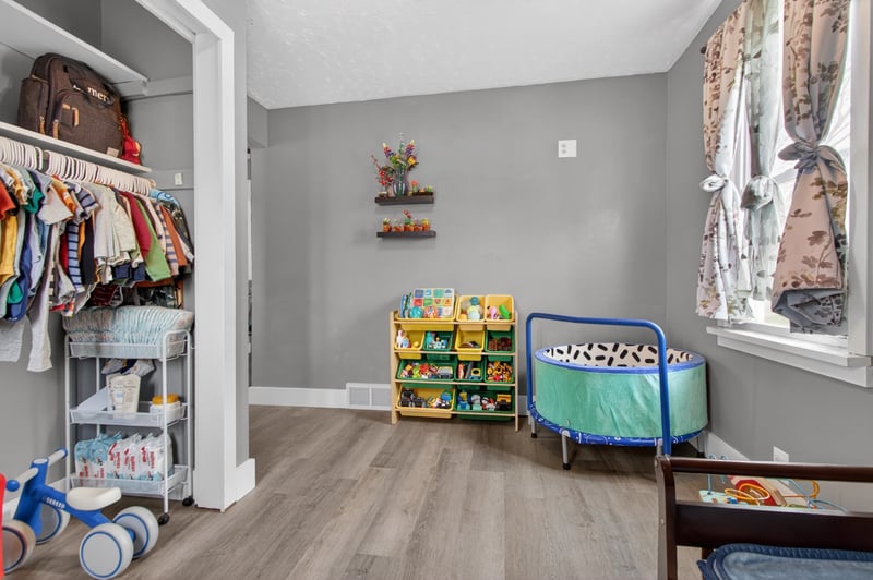 217 Gertrude St, Kaukauna, WI 54130