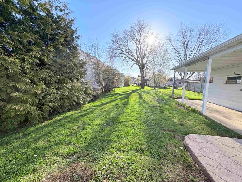 855 Appleton St, Menasha, WI 54956