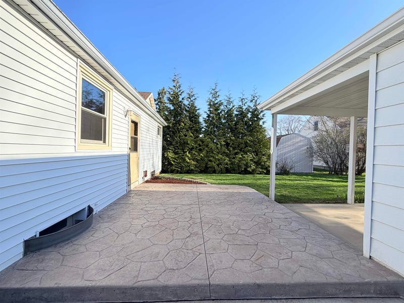 855 Appleton St, Menasha, WI 54956