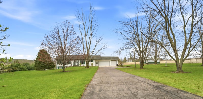 N3536 Maple Hill Rd, Marion, WI 54950