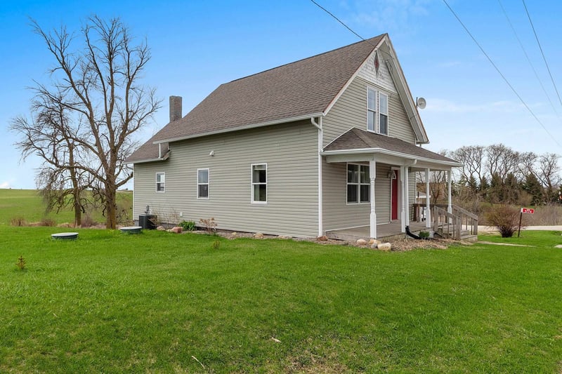 5774 Sth 29 , Denmark, WI 54208