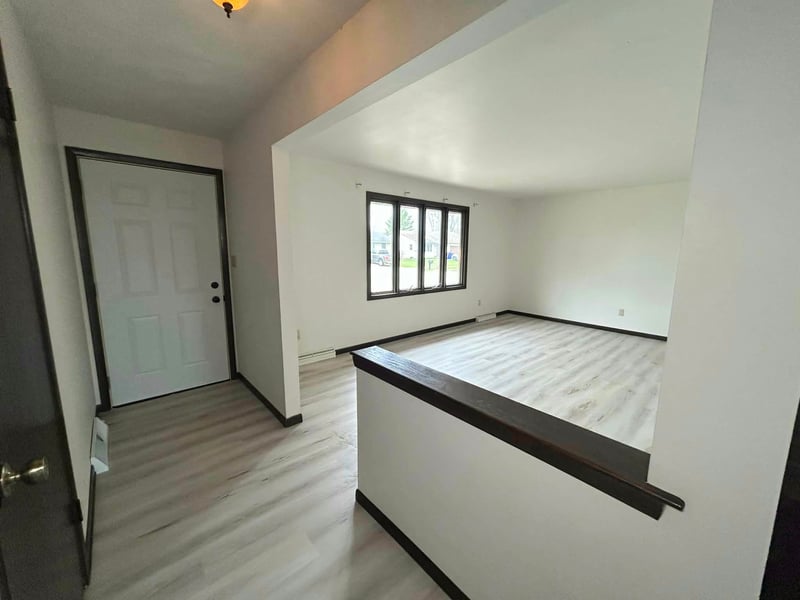 1220 Roeland Ave, Appleton, WI 54915