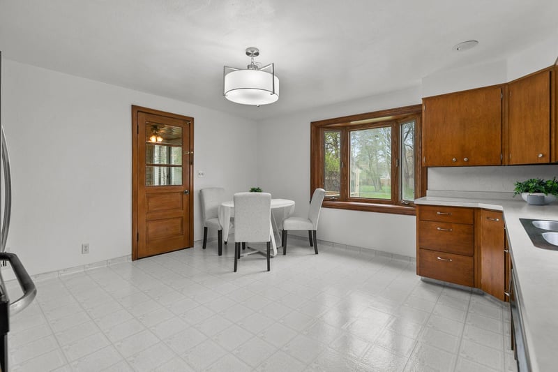 319 Spruce St, Appleton, WI 54914