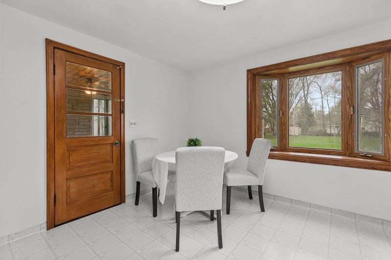 319 Spruce St, Appleton, WI 54914