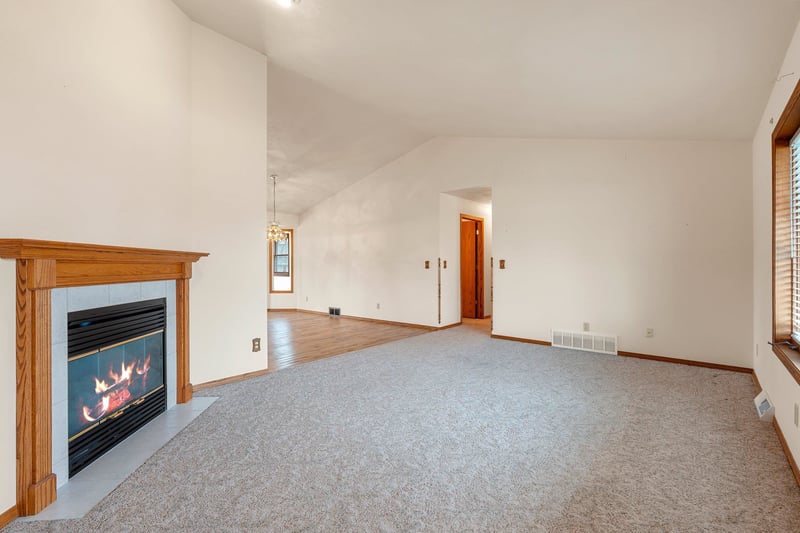 2682 Altair St, Green Bay, WI 54311-8220