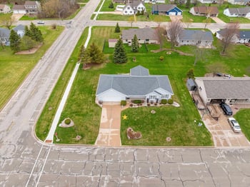 2682 Altair St, Green Bay, WI 54311-8220