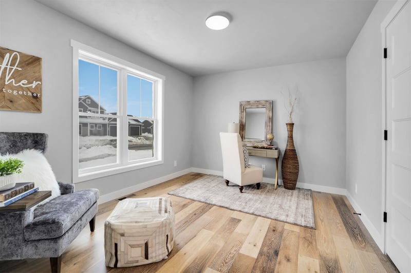 N8871 Killarney Way, Menasha, WI 54952