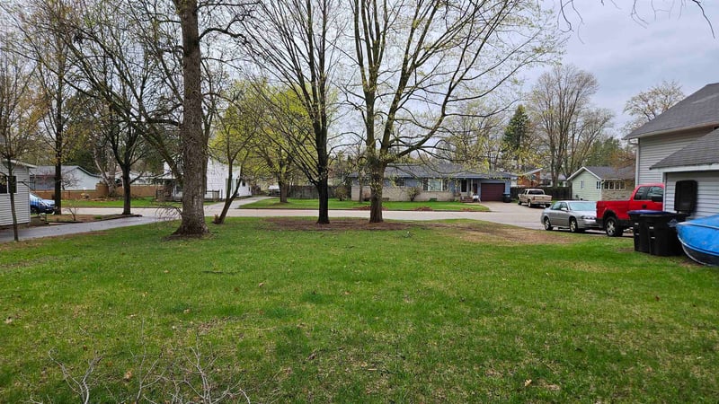 Weed St #5, Shawano, WI 54166