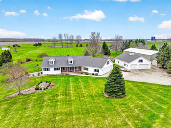 4665 Edgewood Dr, Appleton, WI 54913