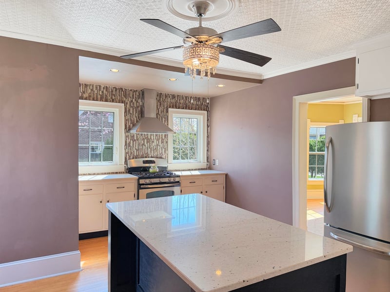 1350 Ceape Ave, Oshkosh, WI 54901