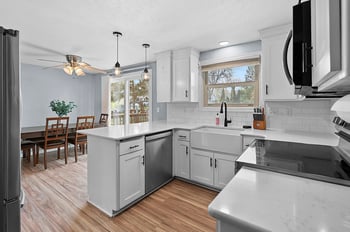 3051 Holland Rd, Green Bay, WI 54313