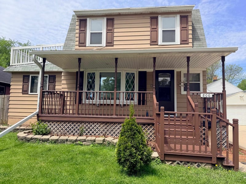 806 11th Ave, Green Bay, WI 54304