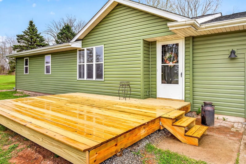 W3903 Adolph Rd, Seymour, WI 54165