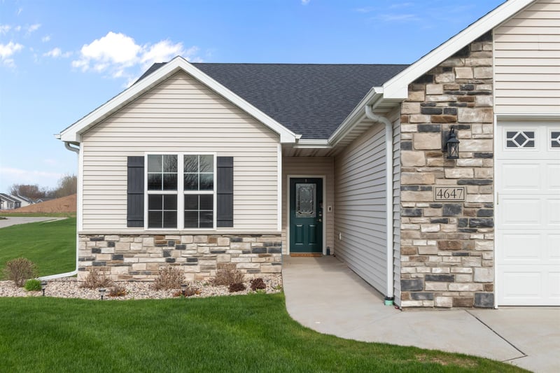 4647 Cherryvale Ave, Appleton, WI 54913