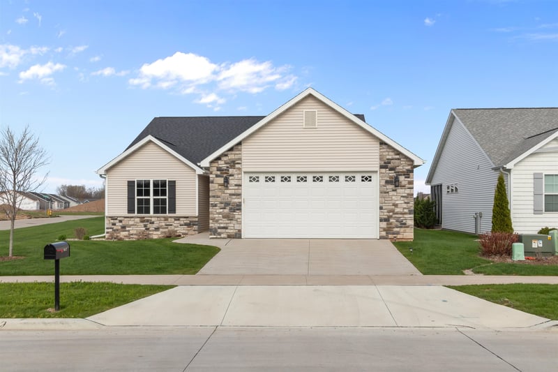 4647 Cherryvale Ave, Appleton, WI 54913