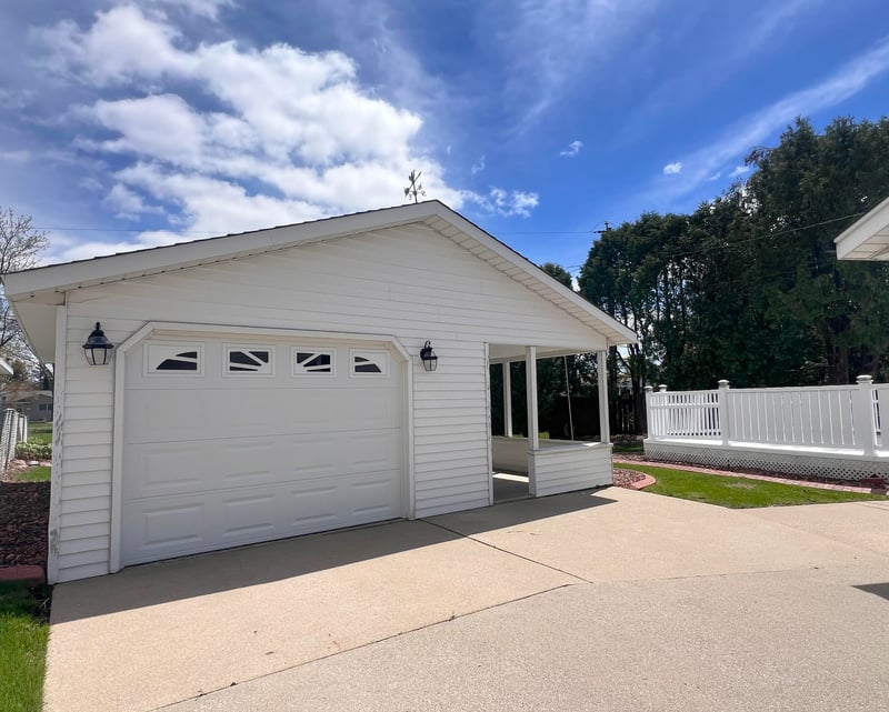 928 Westfield St, Oshkosh, WI 54902-6141